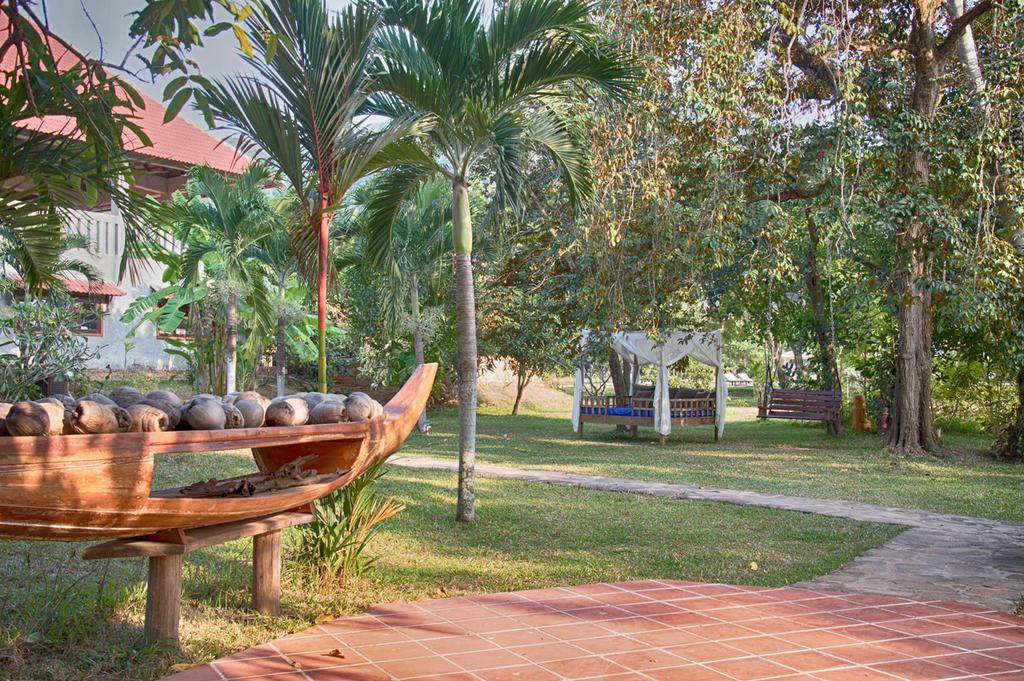 Le Flamboyant Resort Kep Exterior photo