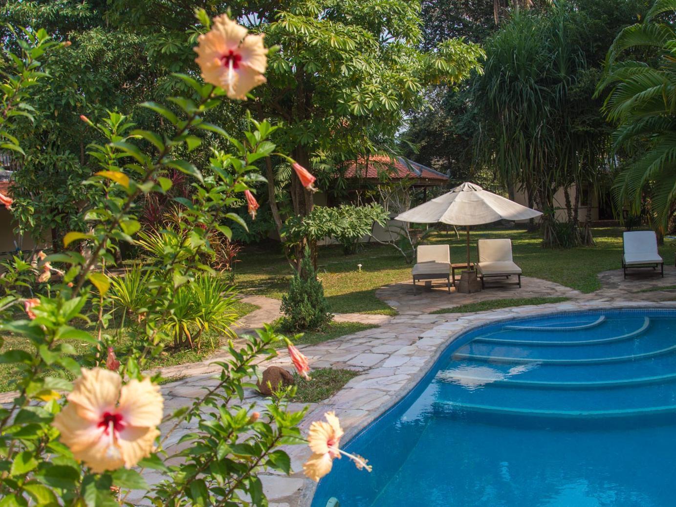 Le Flamboyant Resort Kep Exterior photo