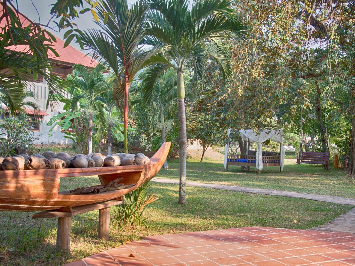 Le Flamboyant Resort Kep Exterior photo