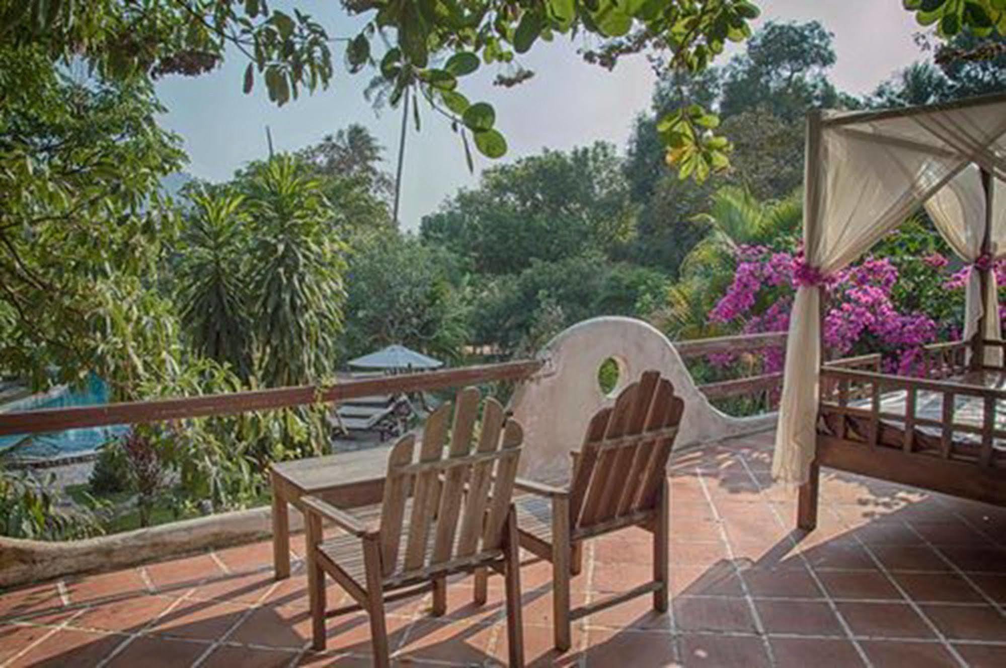Le Flamboyant Resort Kep Exterior photo
